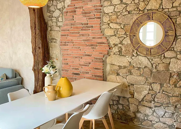 Dom wakacyjny Le Logis De La Forge Grand De 8 Personnes A 10 Min Du Puy Dufou *